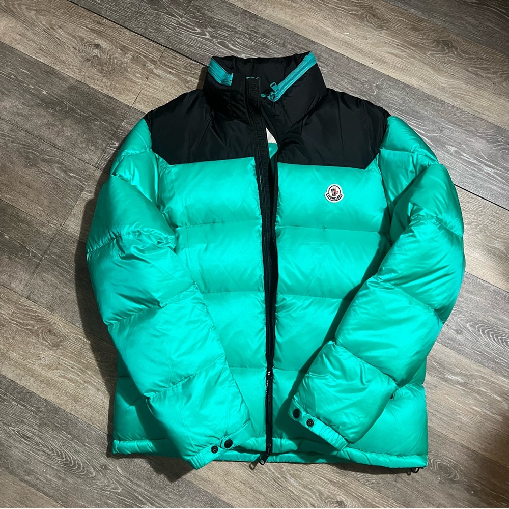 Moncler Peuplier Logo Puffer Jacket TEAL size 5 (XL)